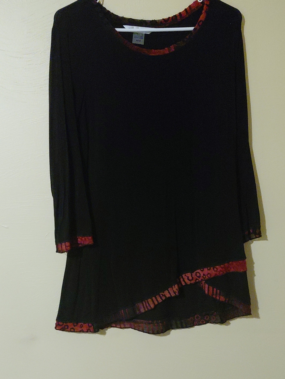 Peter Nygard Black Long-Sleeve Tunic with Red Trim